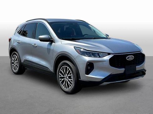 Certified 2024 Ford Escape SE FWD image 1