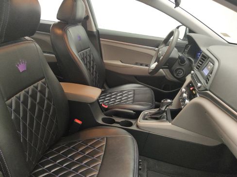 Used 2020 Hyundai Elantra SE image 21