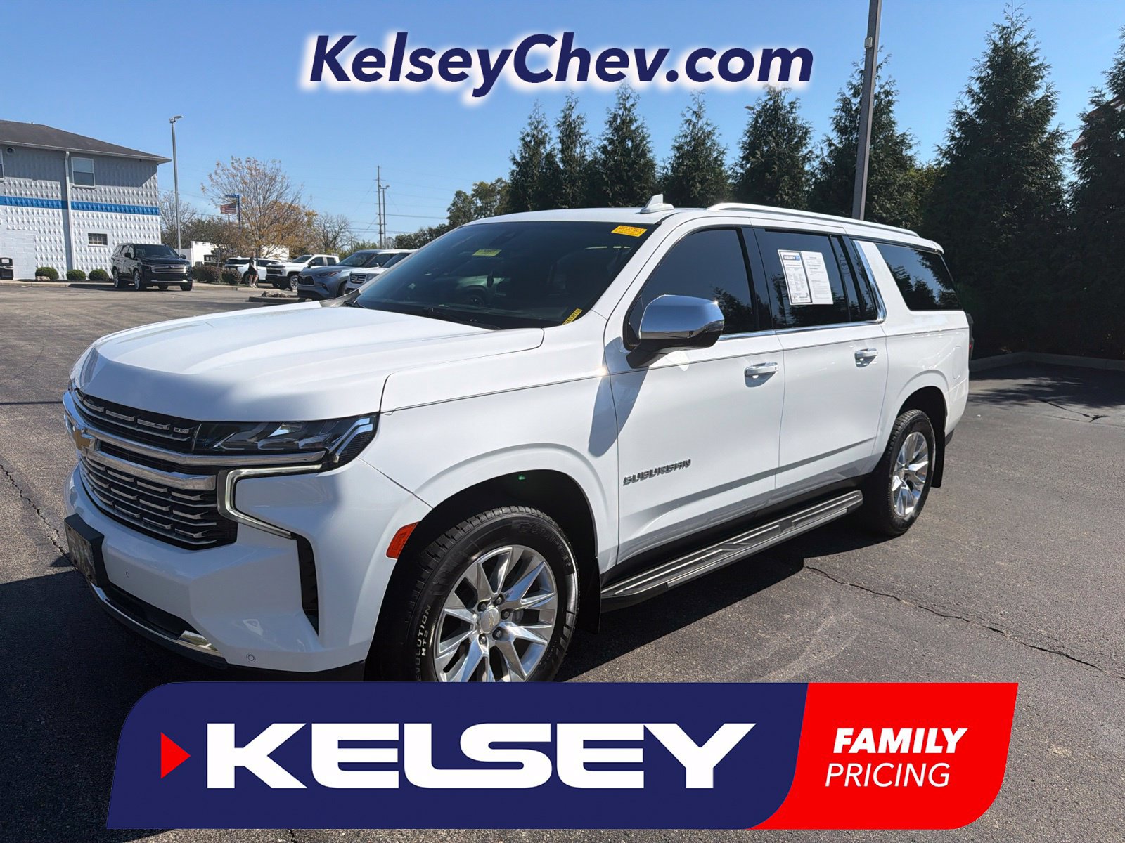 Used 2022 Chevrolet Suburban Premier AWD/4WD image 1