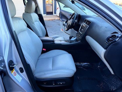 Used 2009 Lexus IS 250 image 10