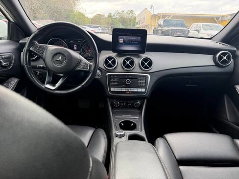 Used 2019 Mercedes-Benz GLA 250 4MATIC image 8