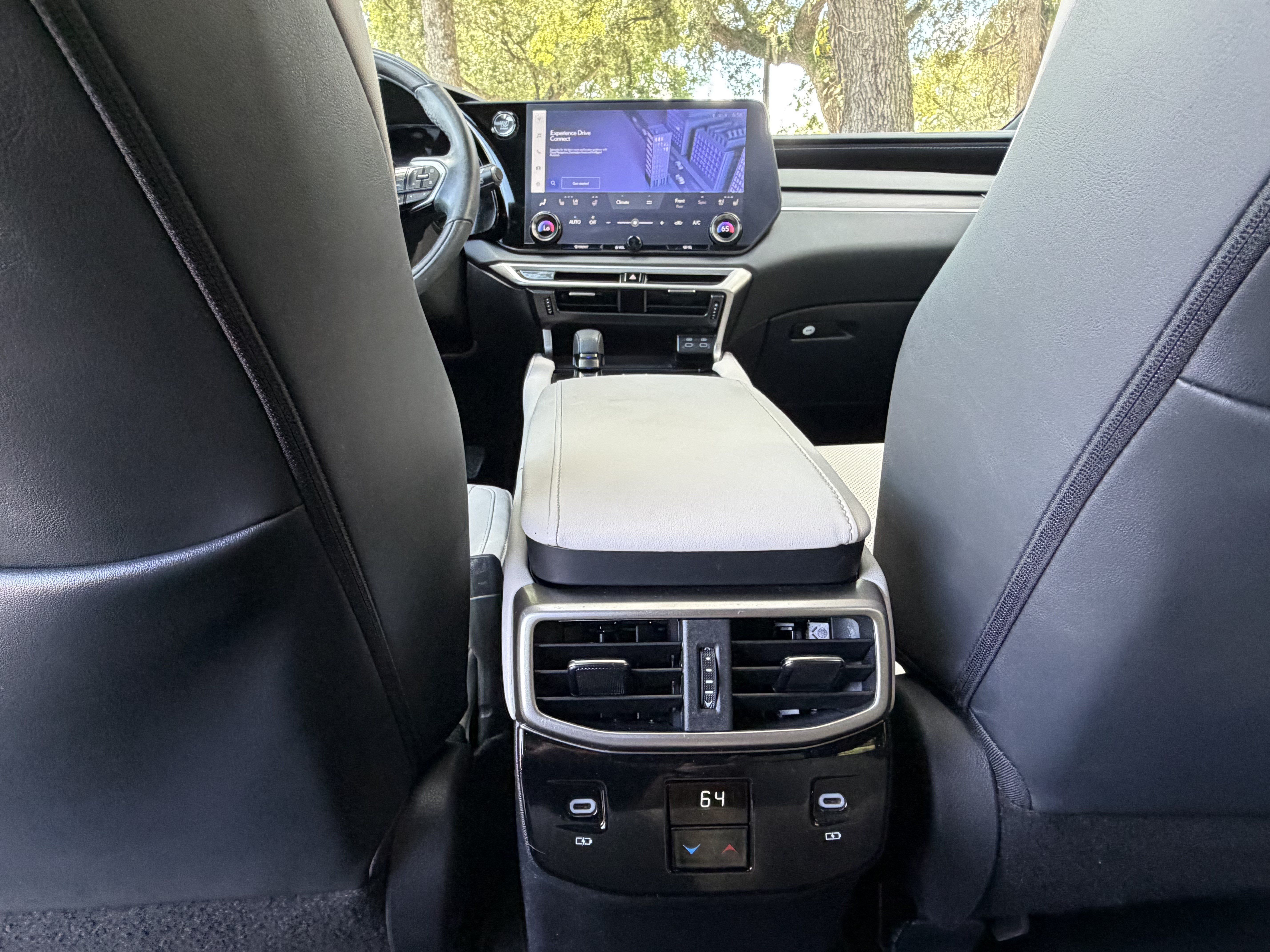 Used 2024 Lexus RX 350 Premium w/ Cold Area Package AWD/4WD image 35