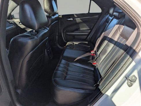 Used 2022 Chrysler 300 S image 9