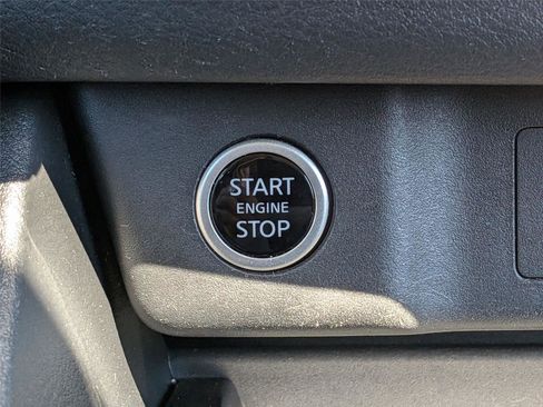 Certified 2023 Nissan Rogue SV w/ SV Premium Package AWD/4WD image 15