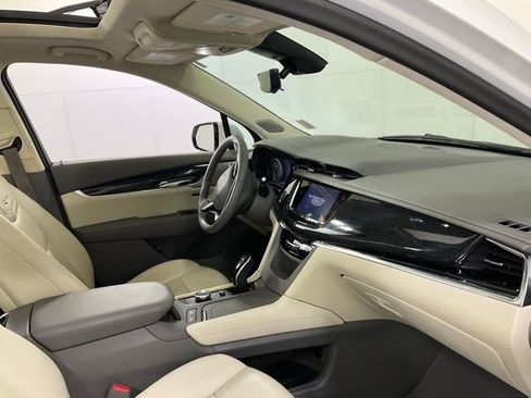 Used 2022 Cadillac XT6 Premium Luxury w/ Technology Package image 27