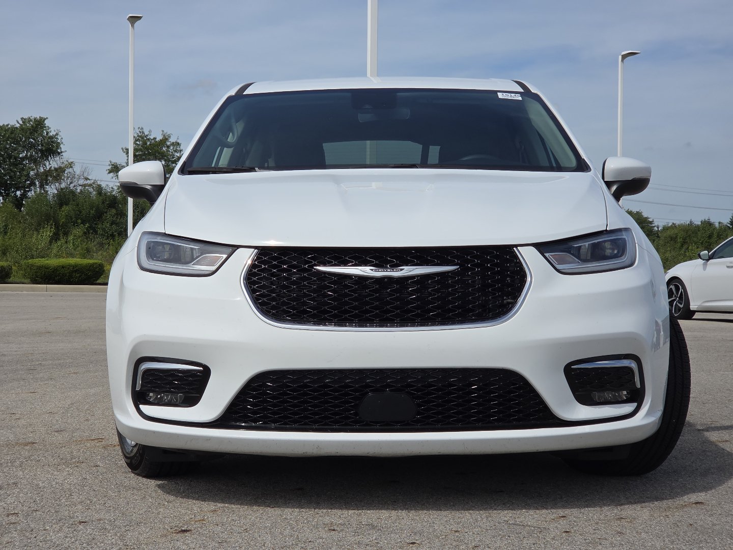 Used 2023 Chrysler Pacifica Touring-L FWD image 12