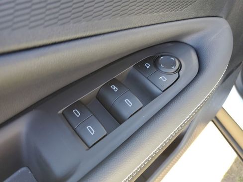 Used 2026 Chevrolet Blazer EV LT w/ Midnight/Sport Edition image 19