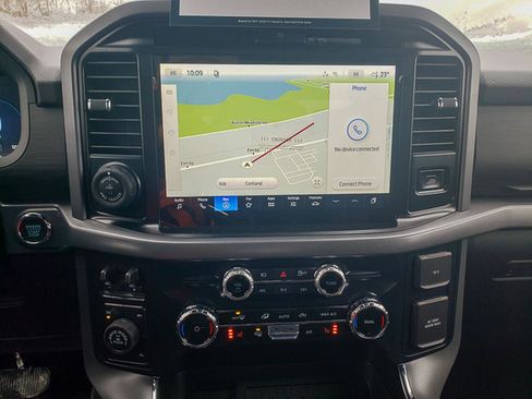 New 2026 Ford F150 XLT w/ Equipment Group 302A MID AWD/4WD image 9