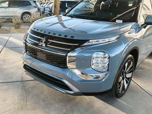 New 2026 Mitsubishi Outlander SE FWD image 5