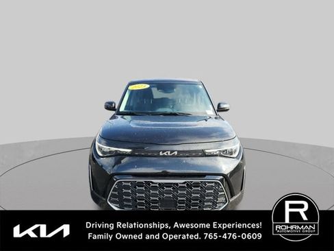 Used 2023 Kia Soul GT-Line w/ GT-Line Technology Package FWD image 2