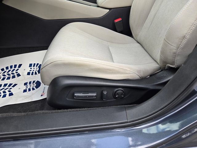 Certified 2023 Honda Accord EX image 16