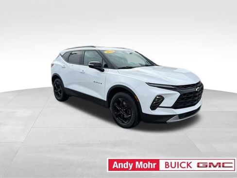 Used 2024 Chevrolet Blazer LT w/ Midnight/Sport Edition image 2