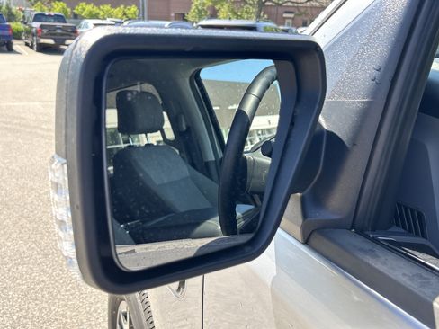 Used 2023 Ford F150 Lightning XLT AWD/4WD image 10