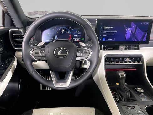 Used 2026 Lexus IS 350 F Sport AWD/4WD image 10