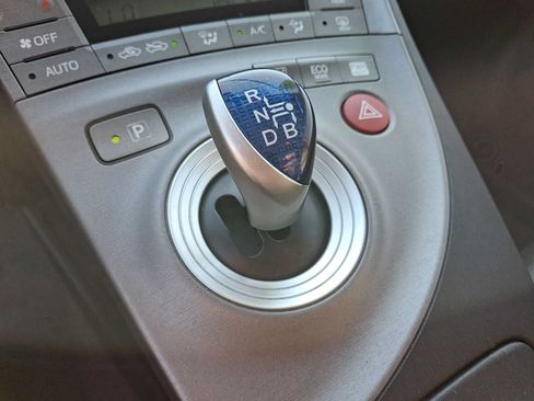 Used 2014 Toyota Prius Four FWD image 14