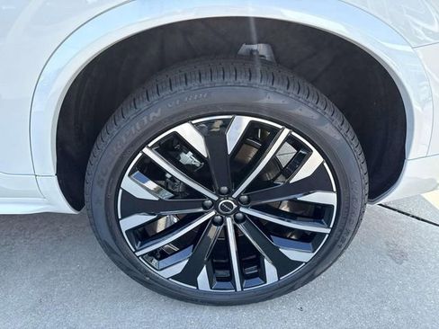 New 2026 Volvo XC90 B6 Ultra w/ Protection Package image 5
