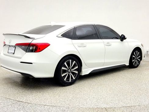 Used 2024 Honda Civic EX image 5