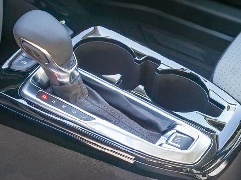 New 2026 Chevrolet Trax LT w/ Driver Confidence Package image 18