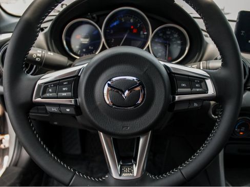New 2026 MAZDA MX-5 Miata Club w/ Weather Package RWD image 11