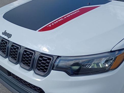 New 2026 Jeep Compass Trailhawk AWD/4WD image 9