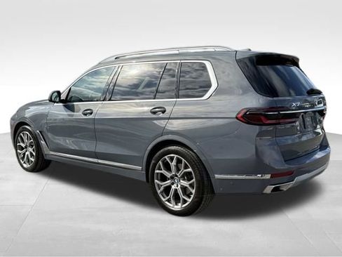 Used 2024 BMW X7 xDrive40i w/ Executive Package image 4