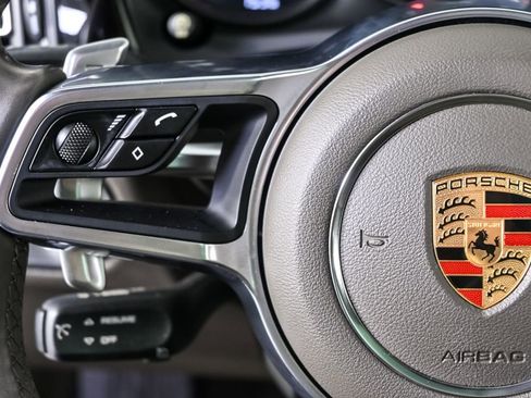 Used 2019 Porsche Macan S image 11