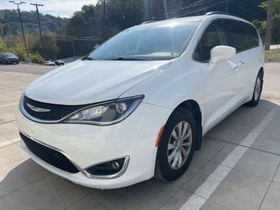 Used 2018 Chrysler Pacifica Touring Plus