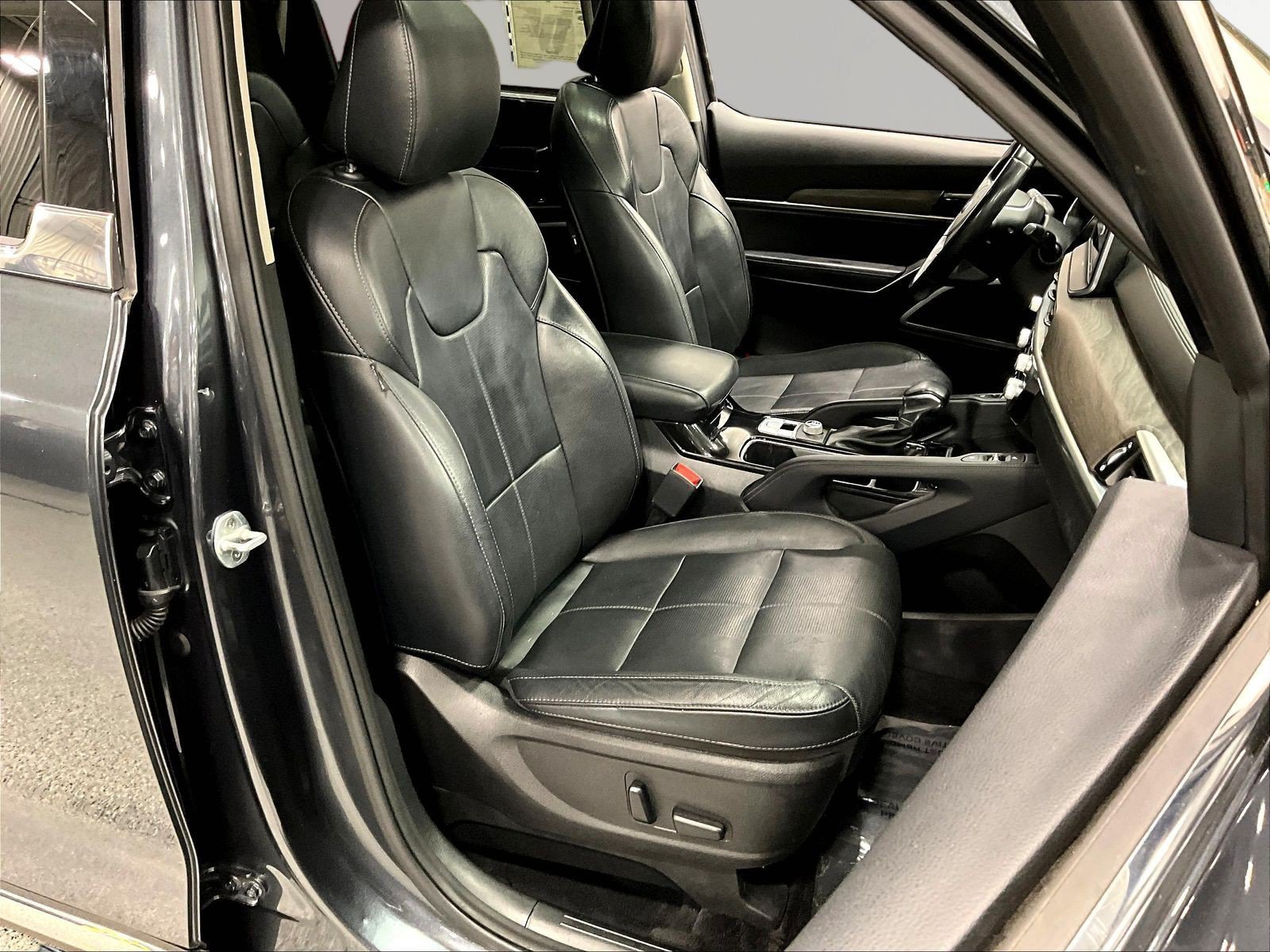 Used 2020 Kia Telluride EX FWD image 30