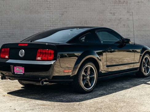 Used 2008 Ford Mustang GT Premium RWD image 5