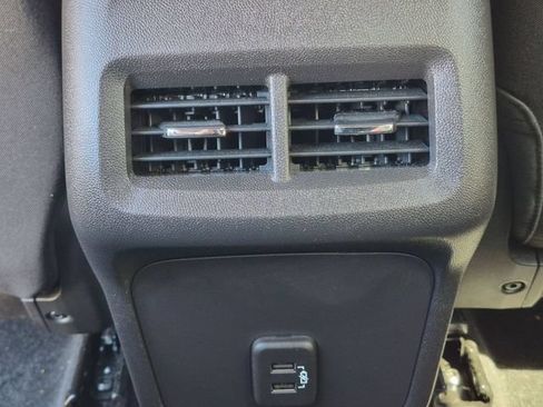 Certified 2024 GMC Terrain SLE w/ Driver Convenience Package AWD/4WD image 19