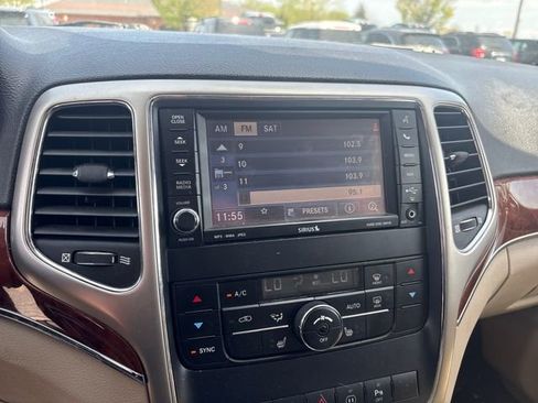 Used 2011 Jeep Grand Cherokee Limited AWD/4WD image 21