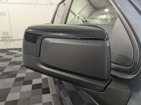 Used 2022 Chevrolet Silverado 1500 RST w/ Convenience Package II AWD/4WD image 7