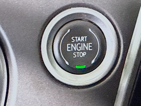 Used 2024 Chevrolet Blazer LT image 21