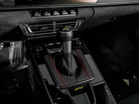 Used 2024 Porsche 911 GT3 image 33