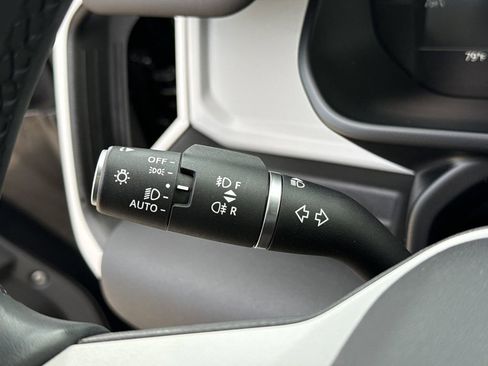 Used 2025 Land Rover Defender 110 S AWD/4WD image 18