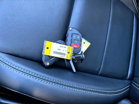 Certified 2023 Jeep Wrangler Sahara w/ Cold Weather Group image 31