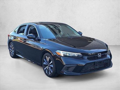 Used 2022 Honda Civic EX image 3