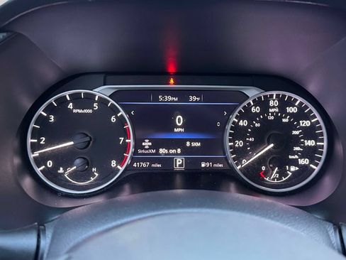 Used 2025 Nissan Sentra SR FWD image 24