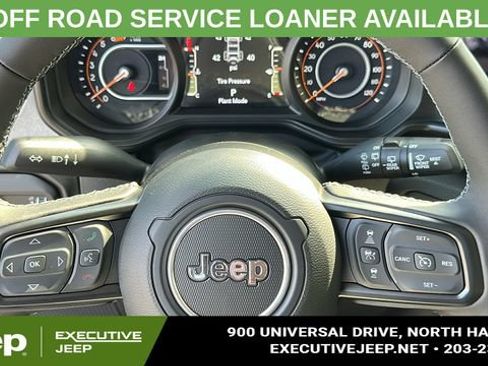 Used 2025 Jeep Wrangler Unlimited Sport AWD/4WD image 11