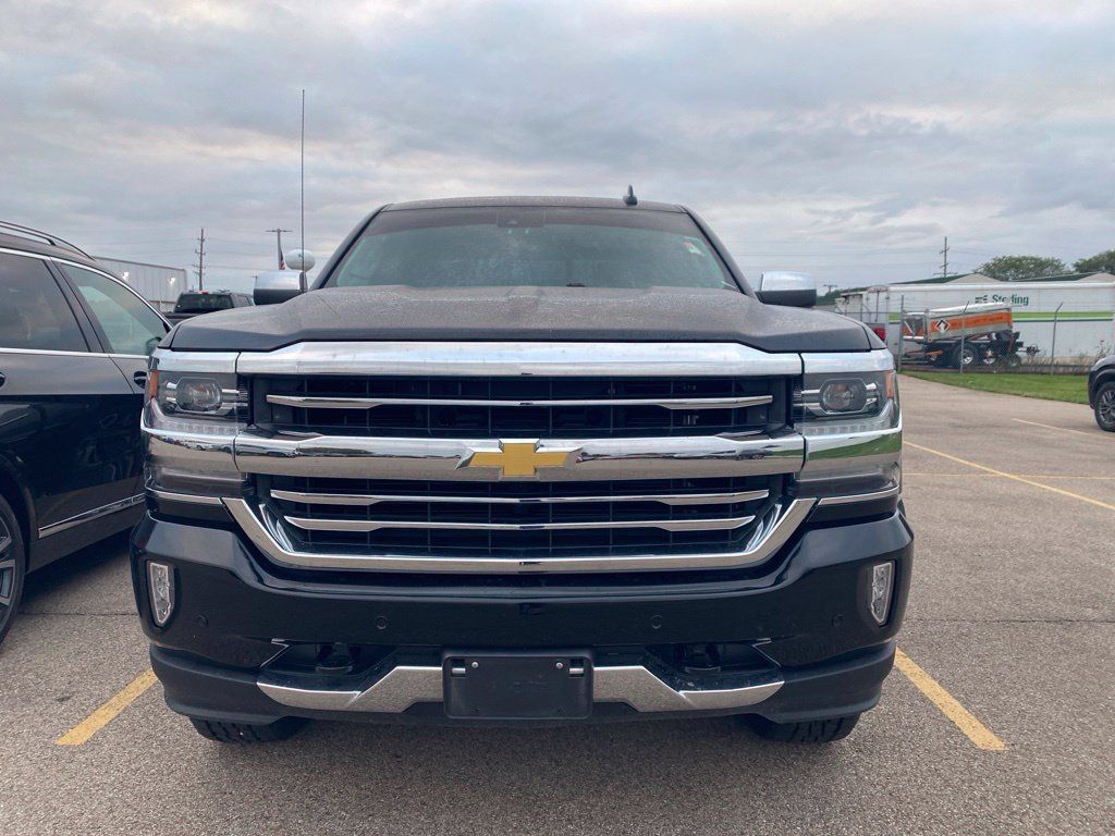Used 2018 Chevrolet Silverado 1500 High Country AWD/4WD image 19