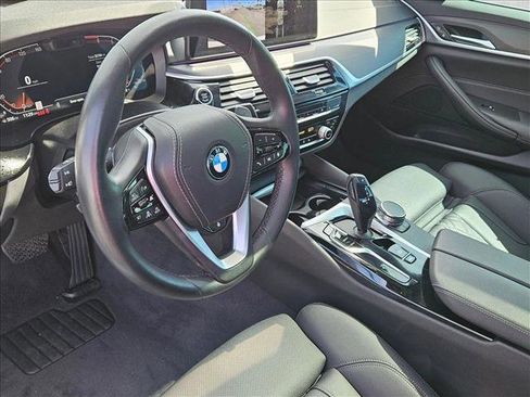 Used 2023 BMW 530i image 10