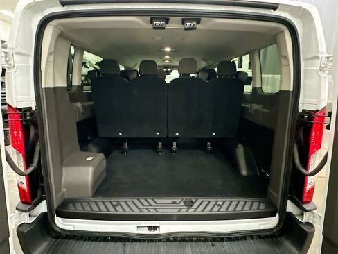 Used 2023 Ford Transit 350 XLT image 21