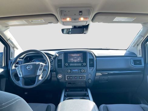 Used 2024 Nissan Titan SV w/ SV Convenience Package RWD image 21