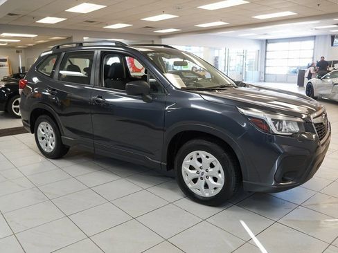 Used 2019 Subaru Forester Base 4D Sport Utility w/ Alloy Wheel Package image 13