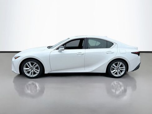 Used 2024 Lexus IS 300 w/ Comfort Package RWD image 9