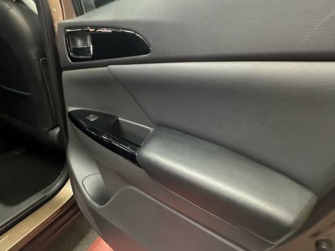 Used 2018 Mitsubishi Eclipse Cross SEL AWD/4WD image 28