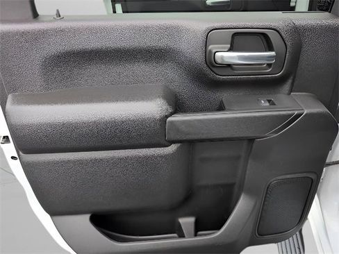 Used 2024 GMC Sierra 2500 Pro w/ Convenience Package image 29