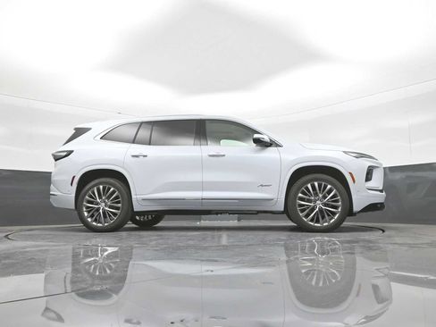 New 2026 Buick Enclave Avenir w/ Super Cruise Package AWD/4WD image 48