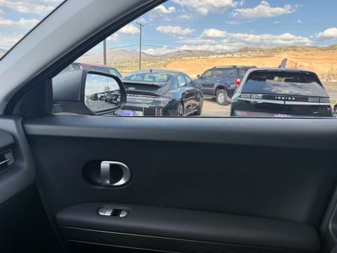 Used 2024 Hyundai Ioniq 5 SEL image 37