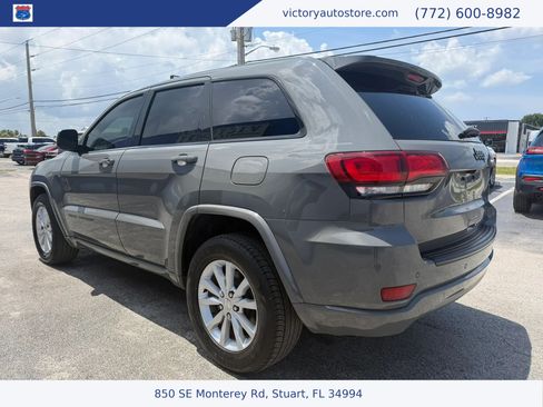 Used 2020 Jeep Grand Cherokee Altitude RWD image 5